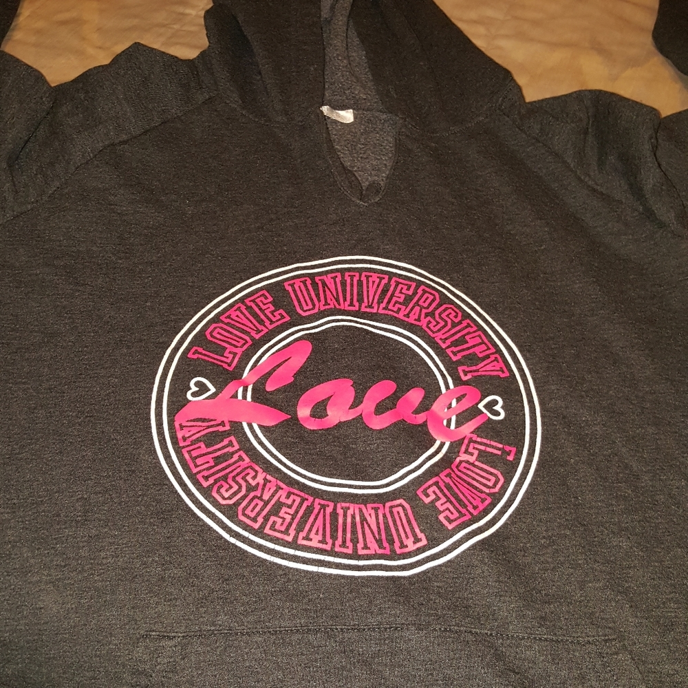 Love sweatshirt